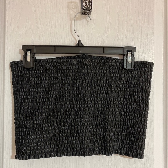 NWOT Commando Faux Leather Ribbed Tube Top Sleeveless Bandeau Size Medium/Large - Picture 3 of 8